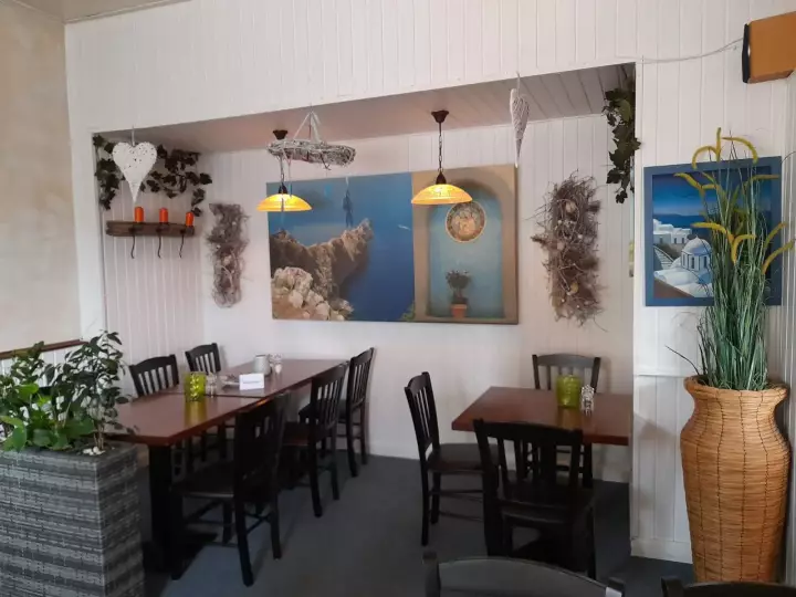 Sitzplätze griechisches Restaurant Grube